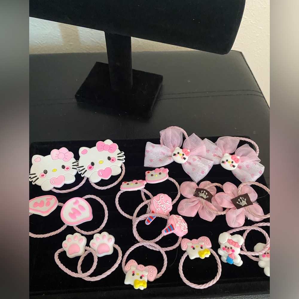 Cute Pink Hello Kitty Hair Accessories Set - Picture 3 of 4